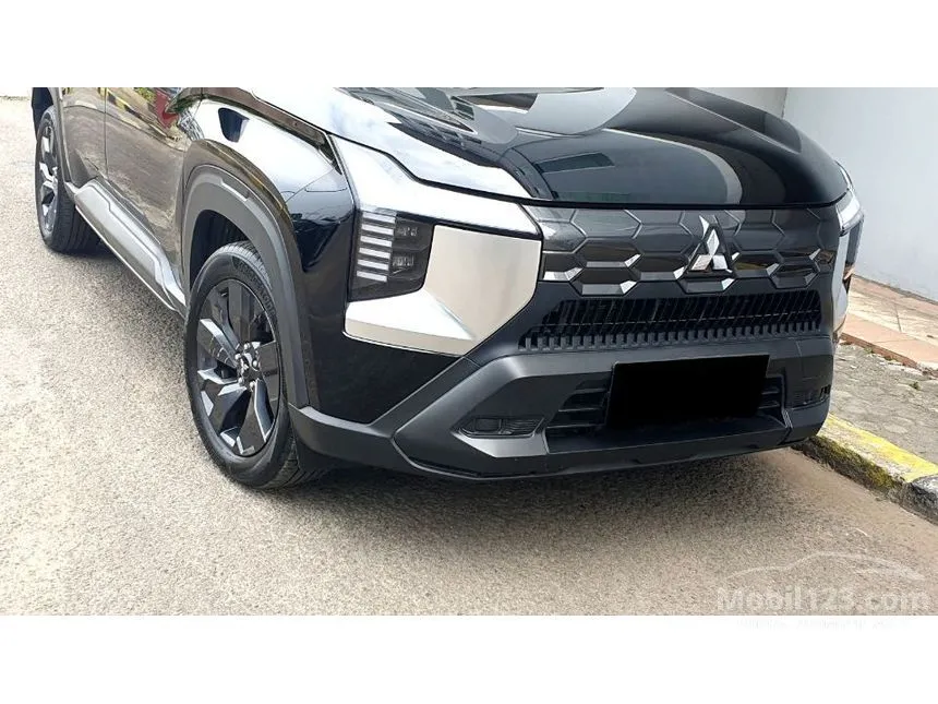 2025 Mitsubishi Destinator GLS SUV