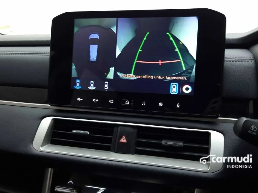 2023 Mitsubishi Xpander Cross Premium MPV