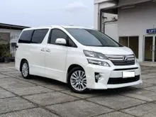 2013 Toyota Vellfire 2.4 ZG MPV , LOW KM 105 RB , VELLFIRE ZG PREMIUM SOUND 2013 PUTIH , TERAWAT DAN SIAP PAKAI