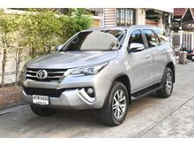2015 Toyota Fortuner 2.4 (ปี 15-18) V Wagon AT