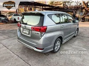 2017 Toyota INNOVA 2.8 Crysta G Wagon