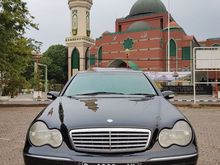 2005 Mercedes-Benz C240 2.6 Elegance Sedan