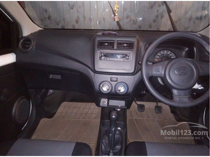 2013 Daihatsu Ayla D+ Hatchback