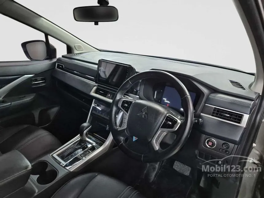 2023 Mitsubishi Xpander Cross Premium MPV