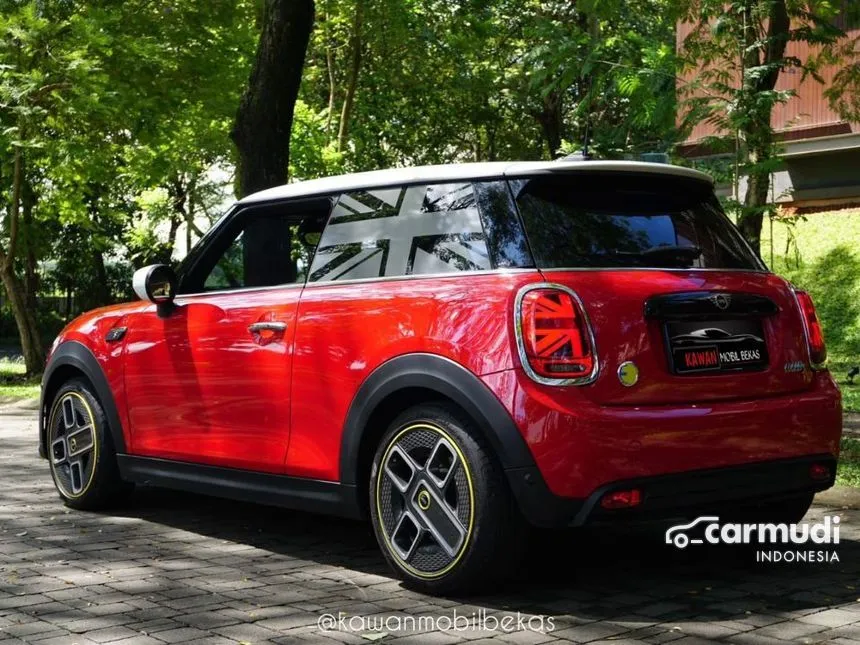 2025 MINI Cooper Cooper SE Hatchback