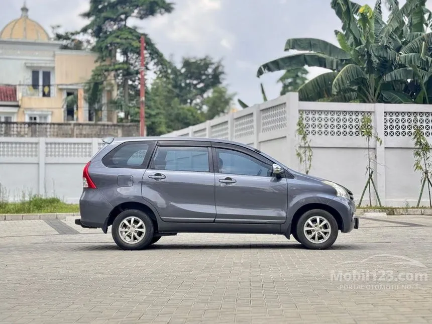2013 Toyota Avanza G MPV