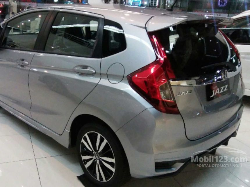 Jual Mobil Honda Jazz 2018 RS 1.5 di DKI Jakarta Automatic Jual Mobil Honda Jazz 2018 RS 1.5 di DKI Jakarta Automatic