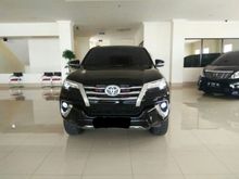 Toyota Fortuner 2.4 VRZ 4x4 Diesel Matic Th 2016 Hitam Kondisi Terawat