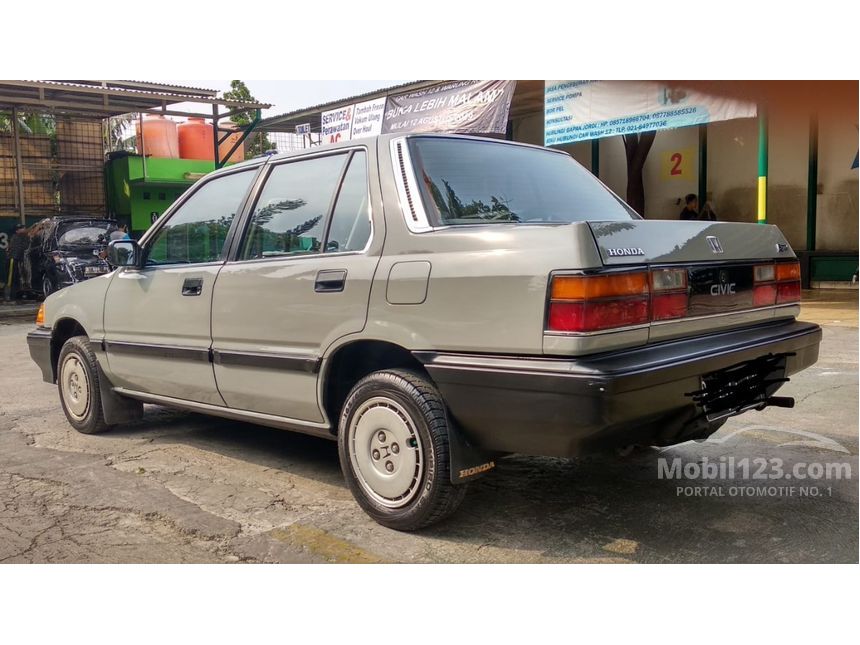 Jual Mobil Honda Civic 1986 1.3 di Jawa Barat Manual Sedan 