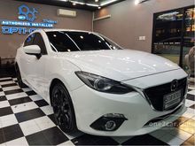 2015 Mazda 3 2.0 (ปี 14-17) S Sedan AT