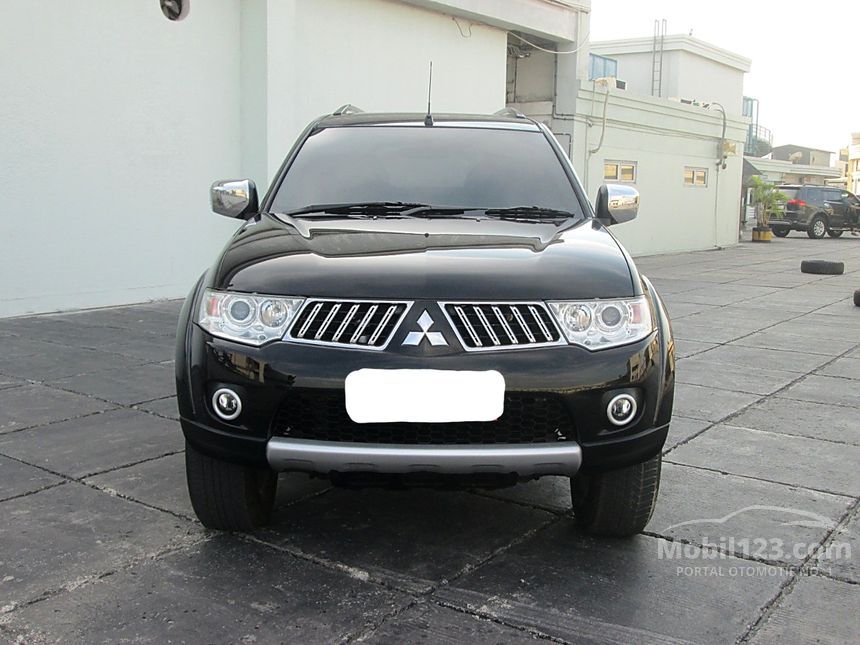  Jual  Mobil  Mitsubishi Pajero Sport  2010 Exceed 2 5 di DKI 