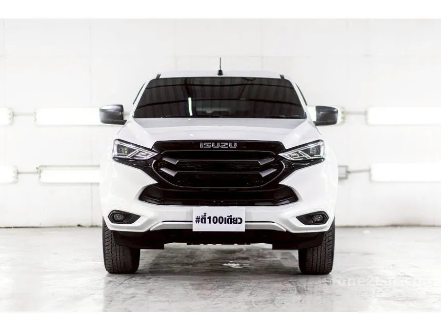 2022 Isuzu MU-X Active SUV