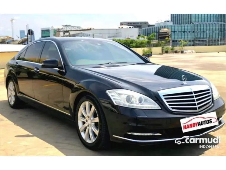 2010 Mercedes-Benz S500 L Sedan