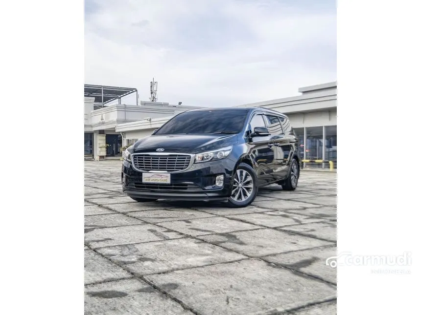 2017 KIA Grand Sedona Platinum MPV