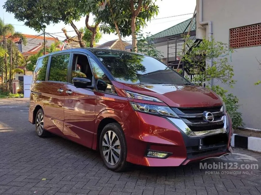 Jual Mobil Nissan Serena 2019 Highway Star 2.0 di Jawa Timur Automatic MPV Marun Rp 365.000.004