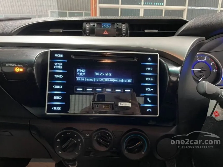 2017 Toyota Hilux Revo E Pickup