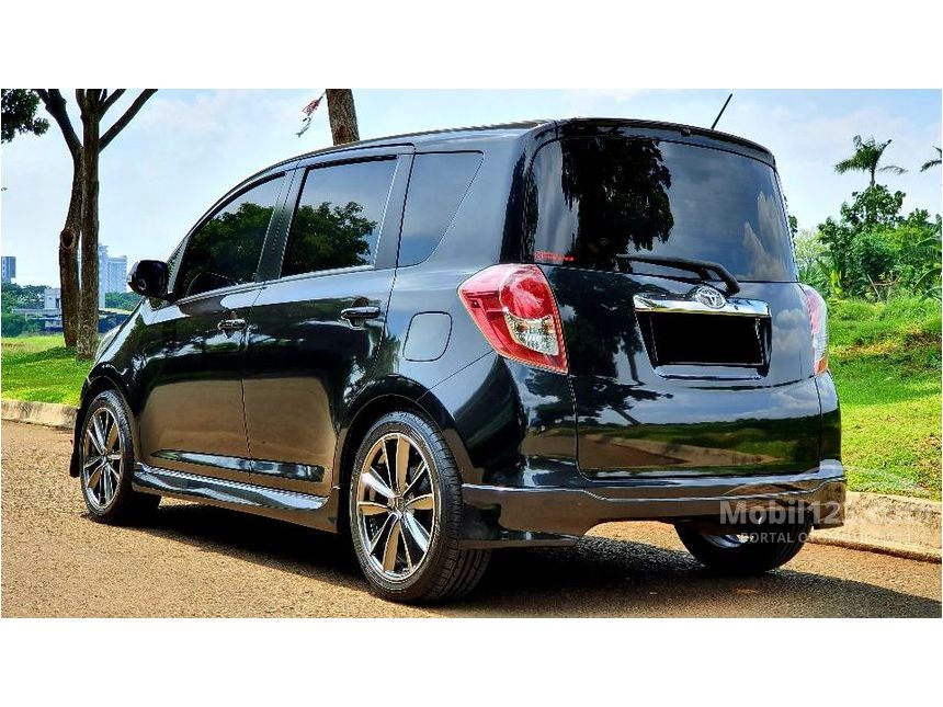 Toyota ractis 2009