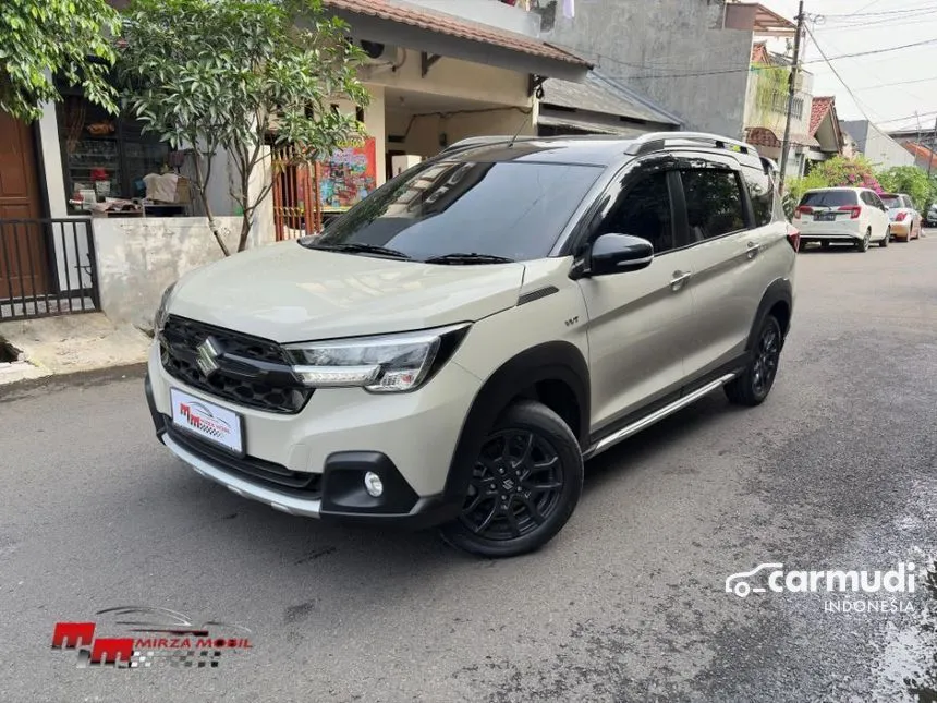 2023 Suzuki XL7 Alpha Hybrid SUV