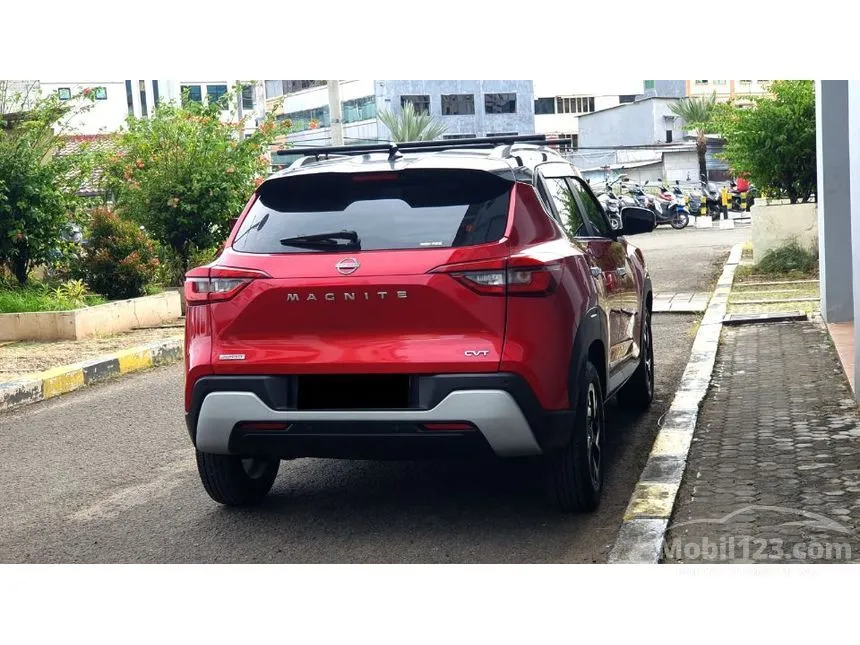 2024 Nissan Magnite Premium (2 Tone) SUV