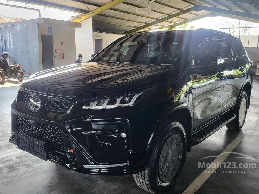 2025 Toyota Fortuner VRZ 4x4 SUV