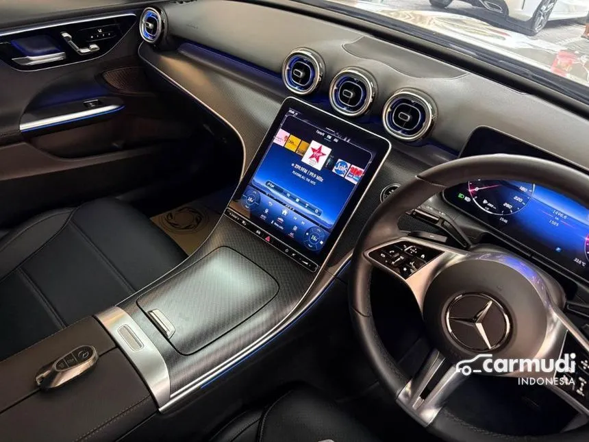 2024 Mercedes-Benz C200 Avantgarde Line Sedan