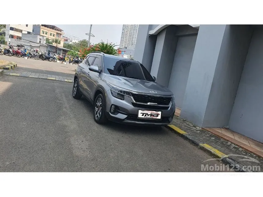 2022 KIA Seltos EX+ SUV