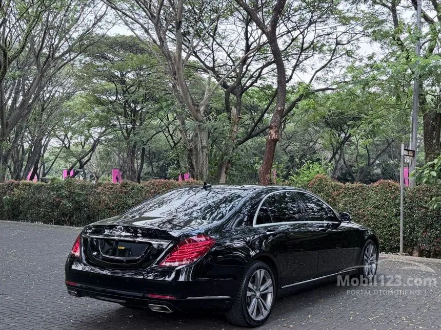 2017 Mercedes-Benz S400L Exclusive AMG Line Sedan