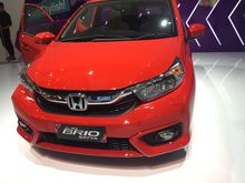 ALL NEW BRIO E CVT TERKECE DI KELASNYA