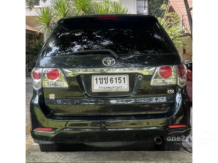 2013 Toyota FORTUNER V SUV