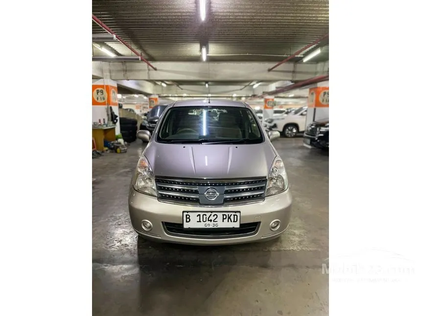 2010 Nissan Grand Livina XV MPV