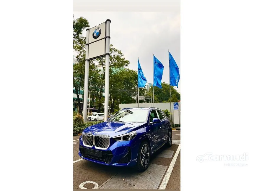Jual Mobil BMW iX1 2024 eDrive20 M Sport di DKI Jakarta Automatic Wagon Biru Rp 1.337.000.000