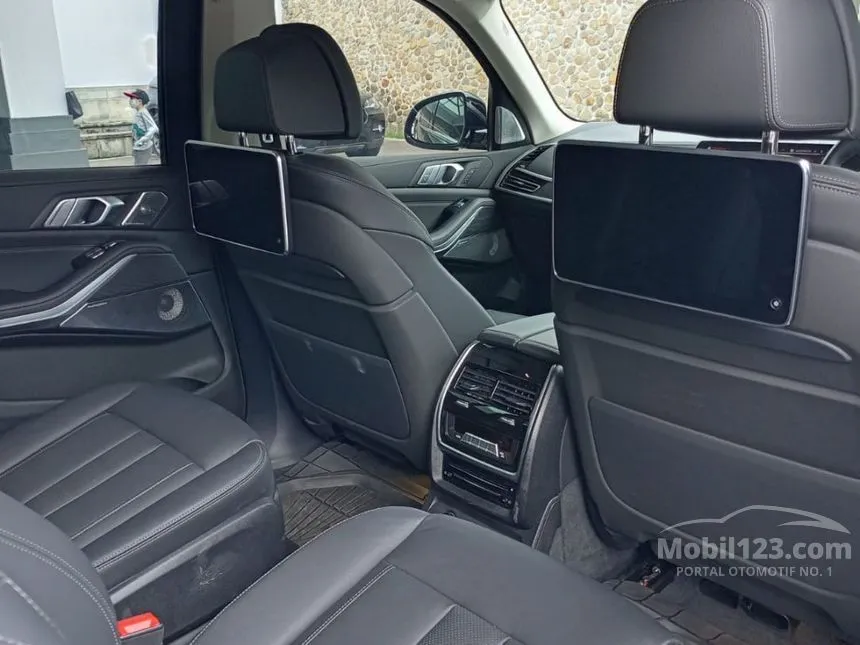 2021 BMW X7 xDrive40i Opulence Wagon