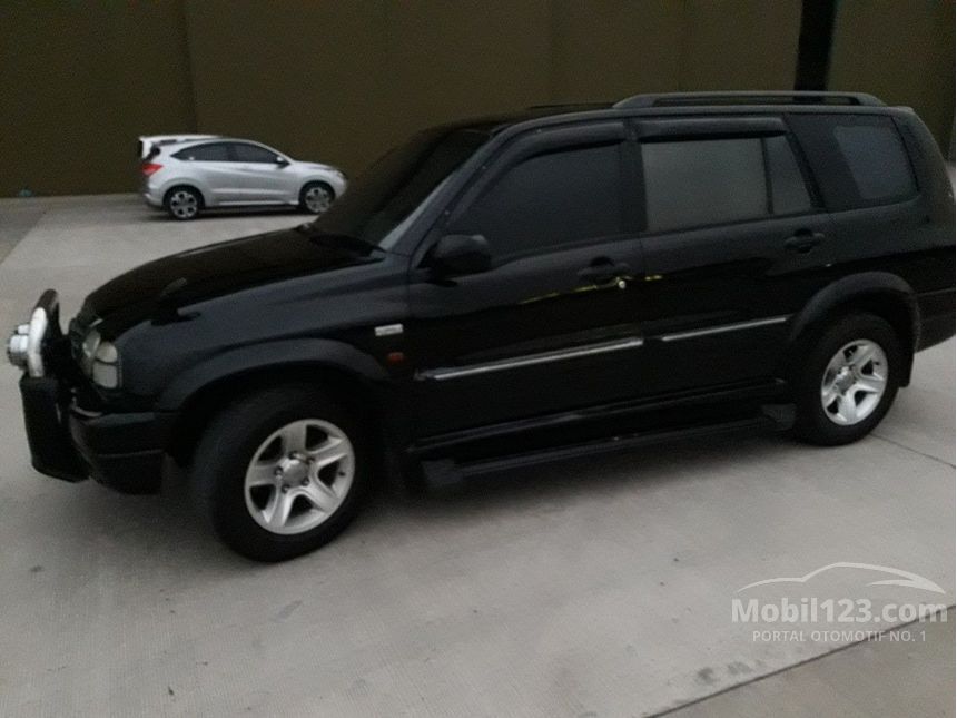 Jual Mobil Suzuki Grand Escudo 2004 XL-7 2.5 di DKI Jual Mobil Suzuki Grand Escudo 2004 XL-7 2.5 di DKI