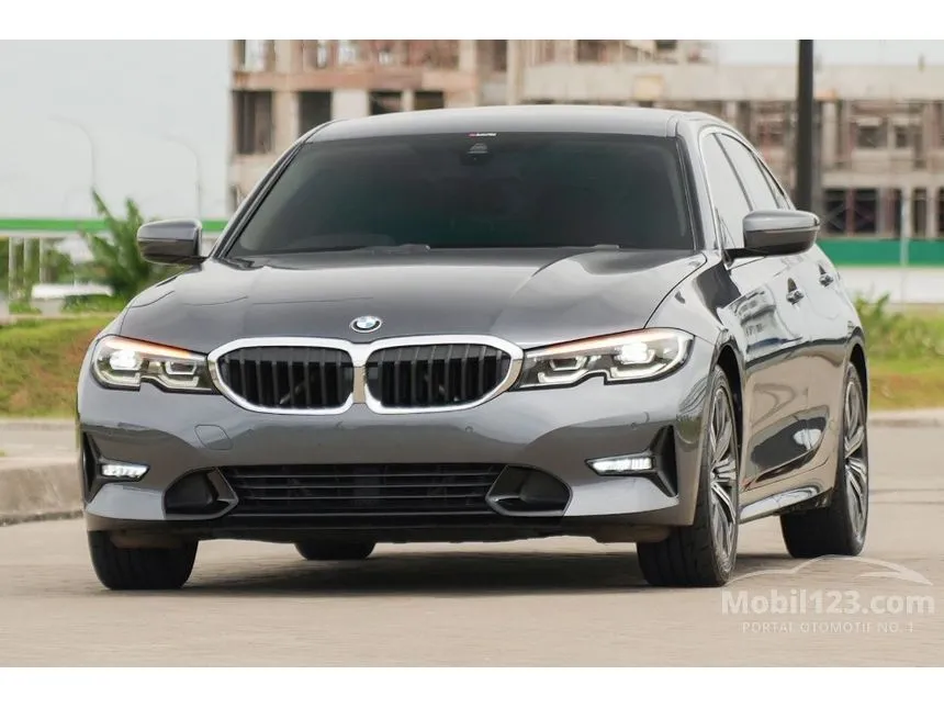 2022 BMW 320i Sport Sedan