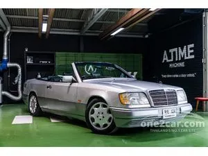 1995 Mercedes-Benz E220 2.2 Convertible