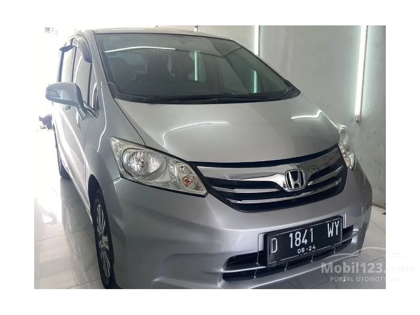 2014 Honda Freed S MPV