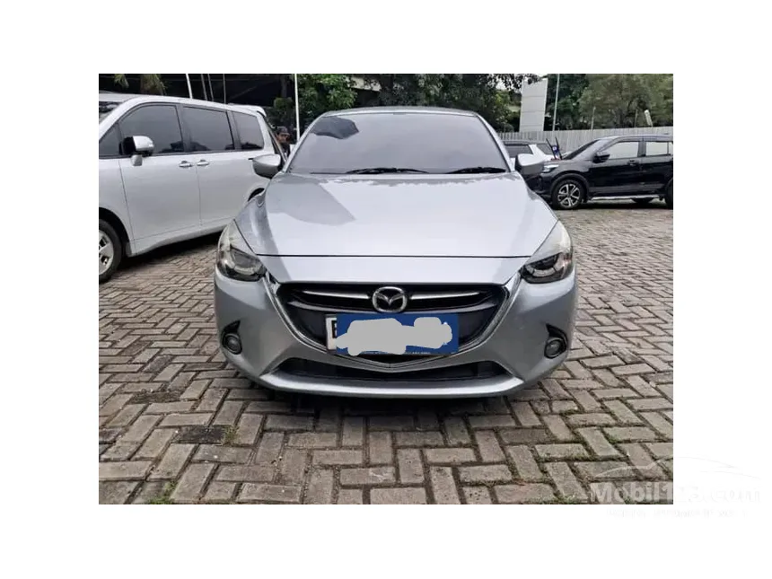 2015 Mazda 2 R Hatchback