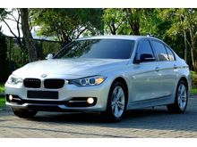 2013 BMW 320i 2.0 Sport Sedan Garansi Mesin dan Transmisi