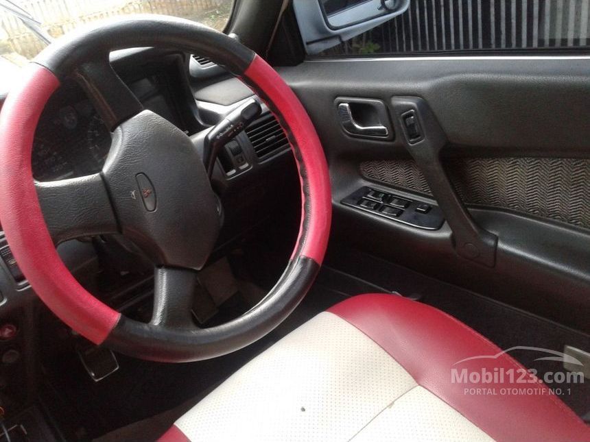 Jual Mobil Mitsubishi Eterna 1990 2.0 di Jawa Barat Manual Sedan Putih Rp 30.000.000  3279798 