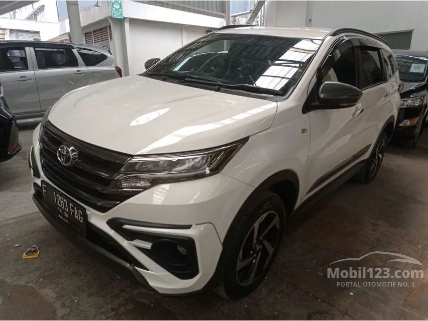 Jual Mobil Toyota Rush 2021 S GR Sport 1.5 di Banten Automatic SUV Putih Rp 227.000.000