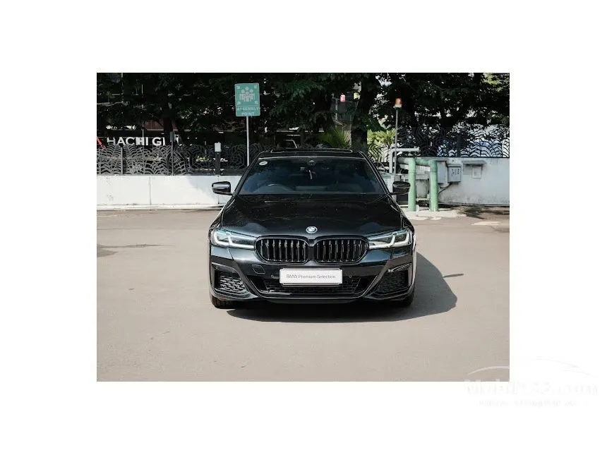 2023 BMW 520i M Sport Sedan