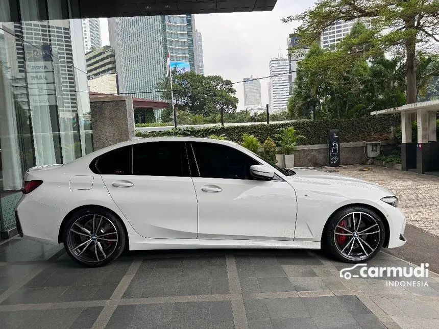 2024 BMW 330i M Sport Pro Sedan