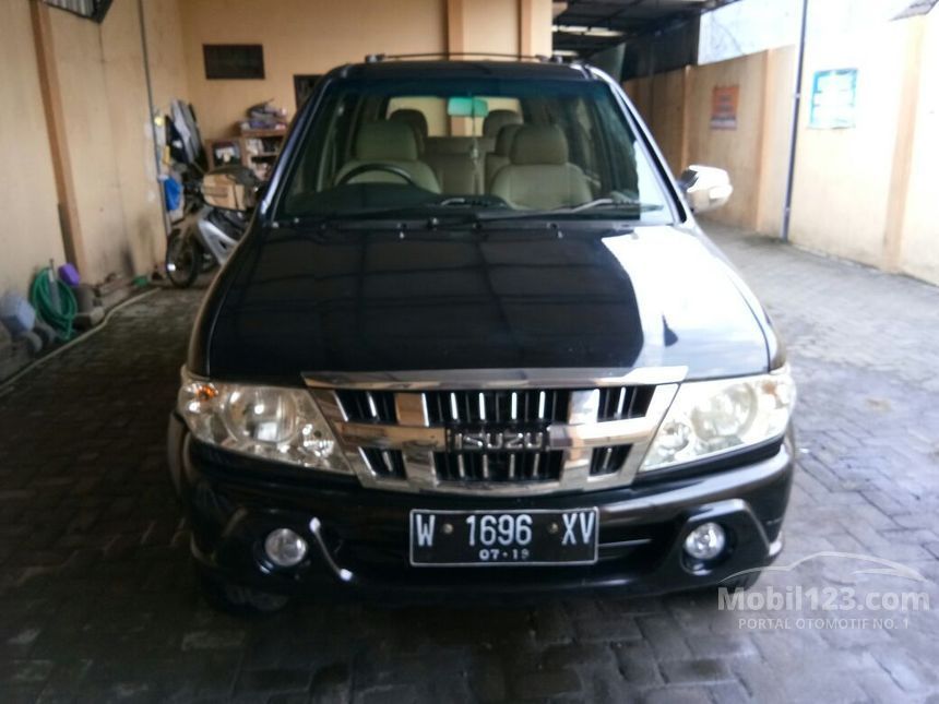 Jual Mobil Isuzu Panther 2010 Grand Touring 2 5 Di Jawa Timur Manual Suv Hitam Rp 172 000 000 3578898 Mobil123 Com