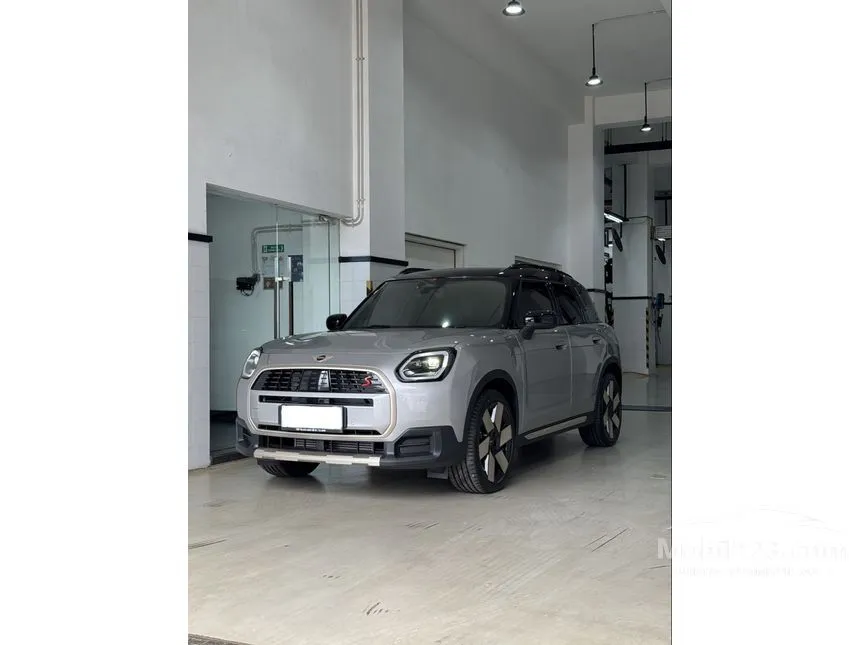 2025 MINI Countryman S ALL4 Favoured Trim SUV