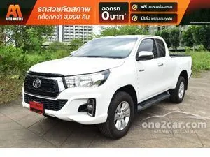 2019 Toyota HILUX REVO 2.4 E Prerunner Smart Cab Pickup