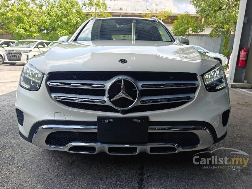 2020 Mercedes-Benz GLC300 4MATIC AMG Line SUV