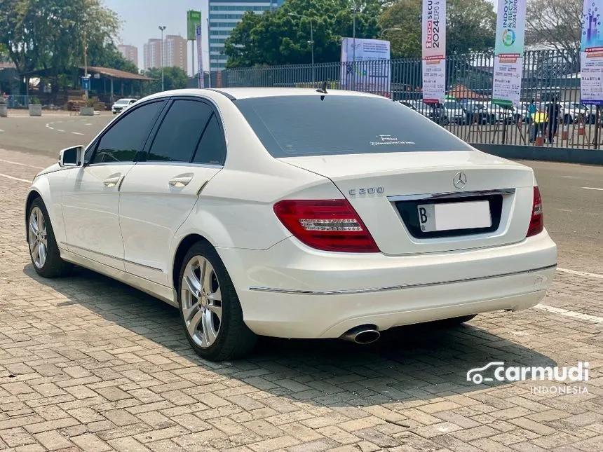 2014 Mercedes-Benz C200 CGI Sedan