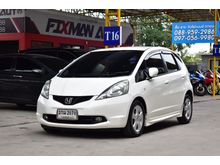 2010 Honda Jazz 1.5 (ปี 08-14) V i-VTEC Hatchback