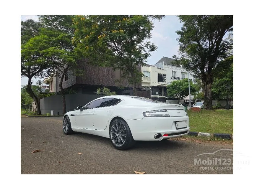 2011 Aston Martin Rapide Hatchback