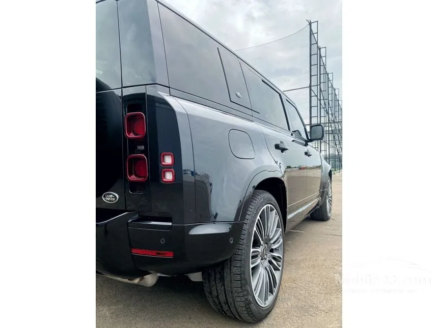 2024 Land Rover Defender 110 P400 SUV